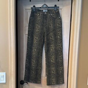 Ettelo Leopard Print Pants